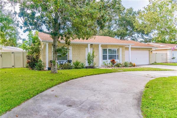 BLOSSOM LAKE VILLAGE SEC 1