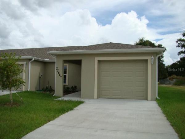 WALNUT GROVE TOWNHOUSES