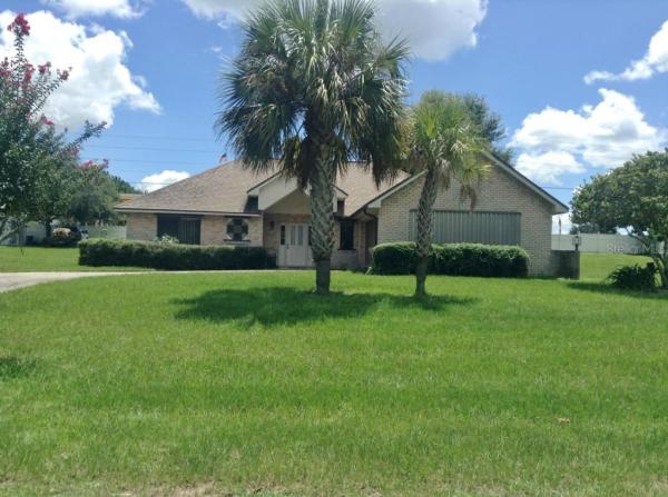 TRIANGLE GROVE FIRST ADD