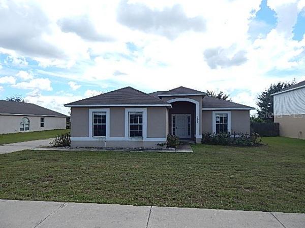 MASCOTTE DUKES LAKE PH 02