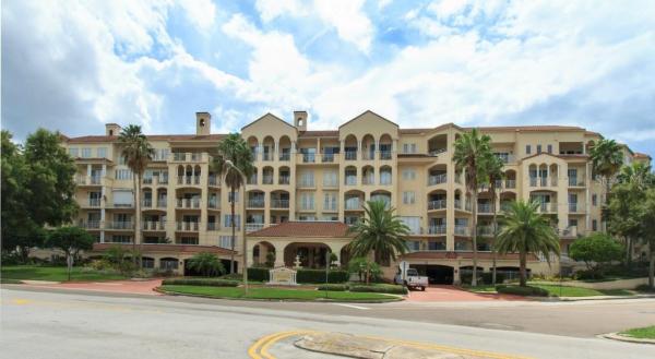 RENAISSANCE AT LAKE IVANHOE CONDO