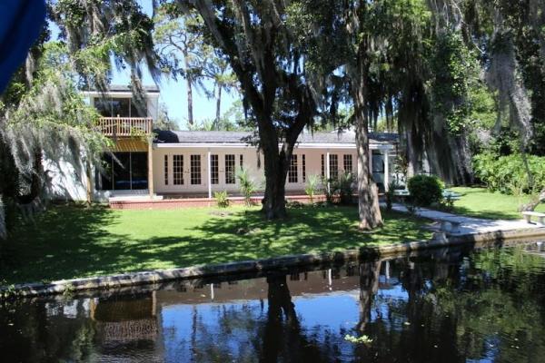 TEMPLE TERRACE GOLF COURSE AREA