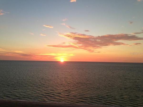 CRESCENT BEACH CLUB CONDO