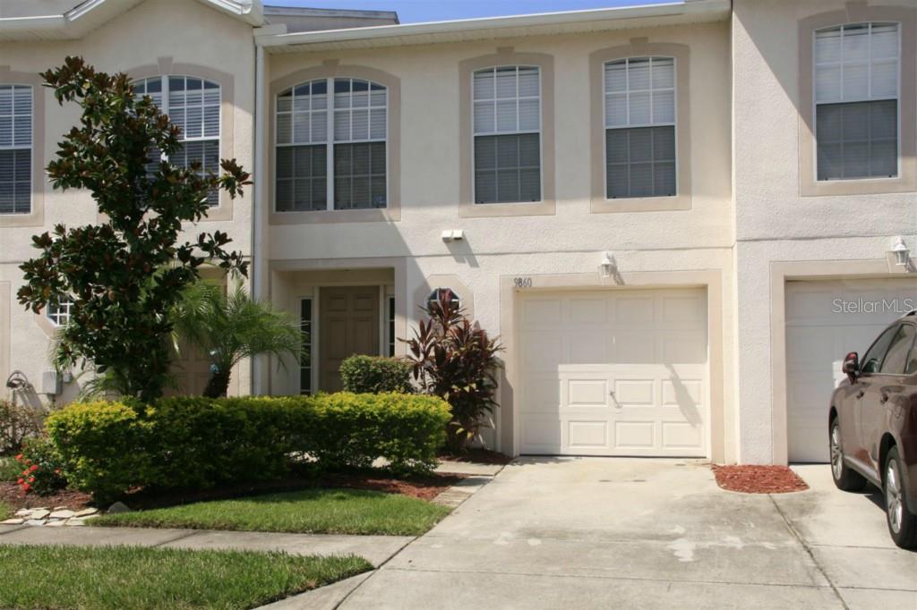 ASHBURN SQUARE TWNHMS - фото