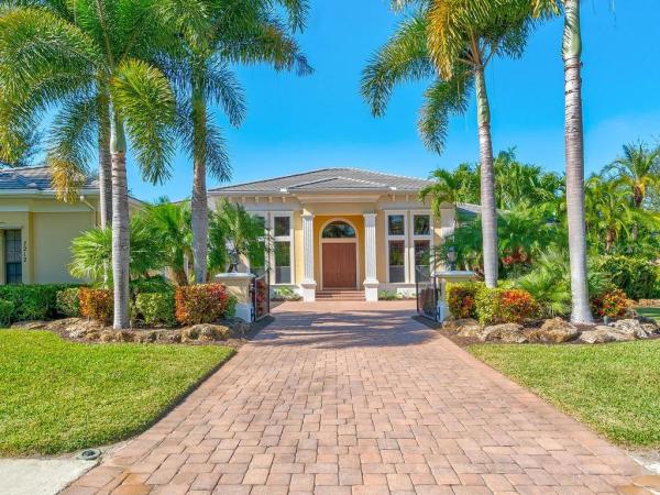 LAKEWOOD RANCH COUNTRY CLUB