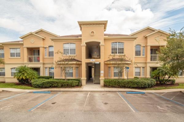 TERRACE RIDGE AT TOWN CENTER EAST CONDO