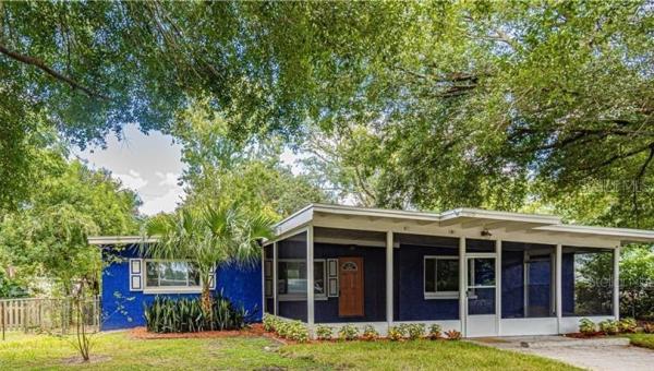 COUNTRY CLUB MANOR UNIT 3