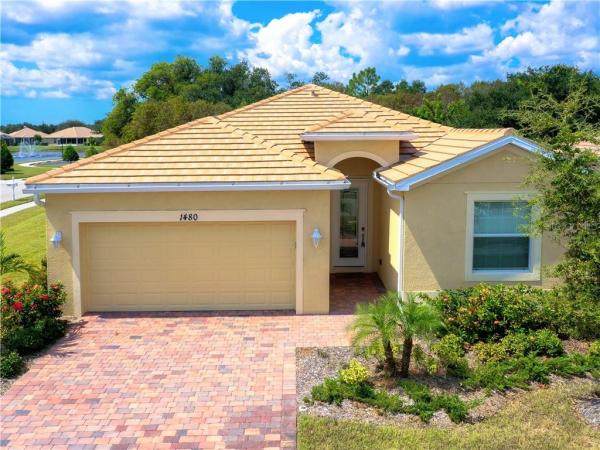 VILLAS AT CHARLESTON PARK