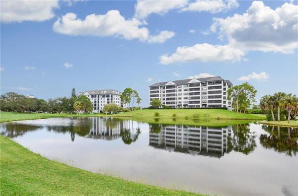 FEATHER POINTE I CONDO