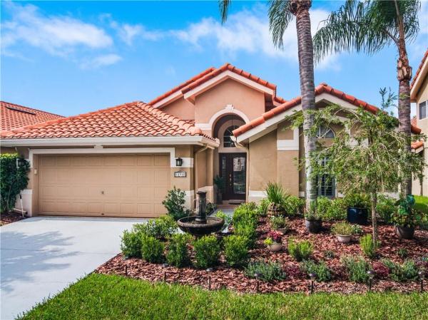 CHEVAL - BIARRITZ VILLAGE