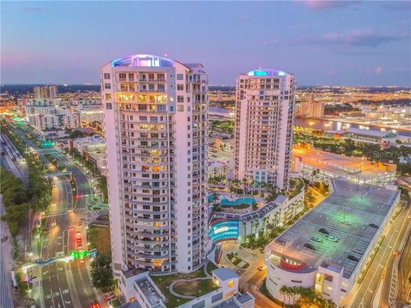 TOWERS OF CHANNELSIDE