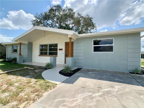 HOLIDAY LAKE ESTATES