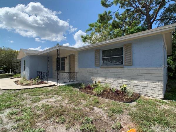 HOLIDAY LAKE ESTATES