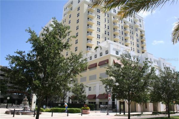 STATION SQUARE CONDO