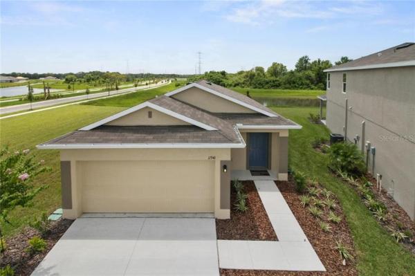 LAKES AT LUCERNE PARK