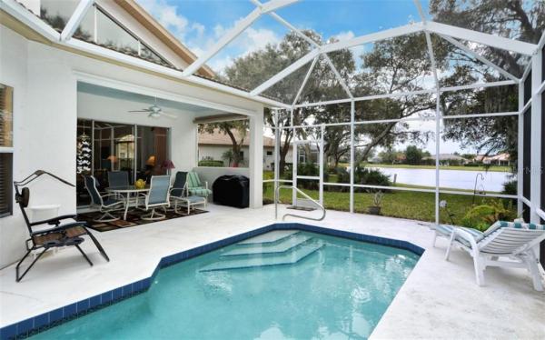 STONEYBROOK GOLF & COUNTRY CLUB