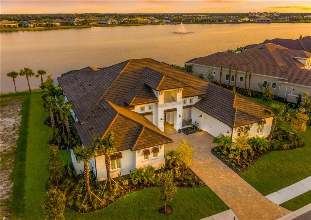 LAKE CLUB - фото