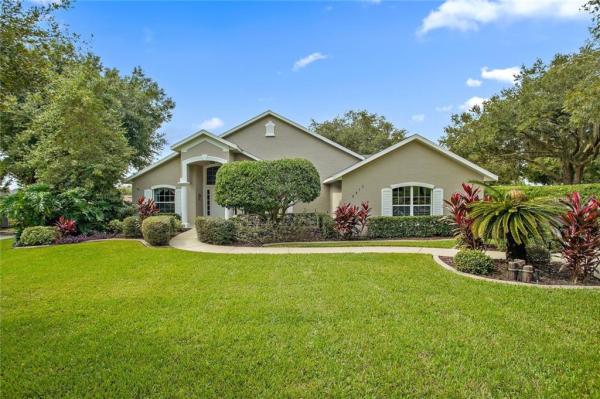 HARBOR HILLS SADDLEBACK COURT SUB