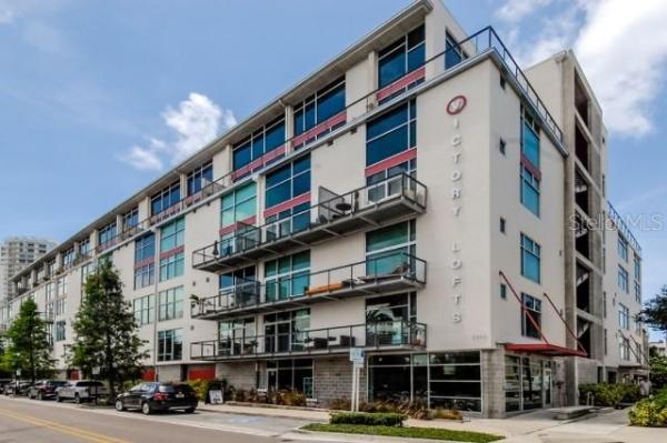 VICTORY LOFTS A CONDO