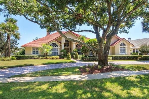 BUTLER BAY,WINDERMERE CLUB