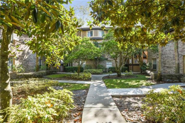 WINDSOR AT SABAL WALK A CONDO