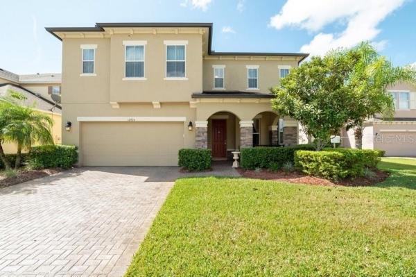 WOODLAND LAKES PRESERVE UN PH 03