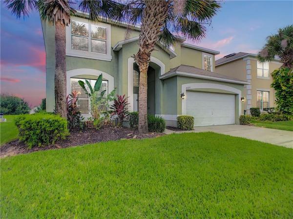 EMERALD ISLAND RESORT