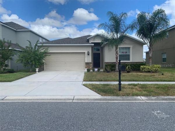 WYNDHAM LAKES ESTATES