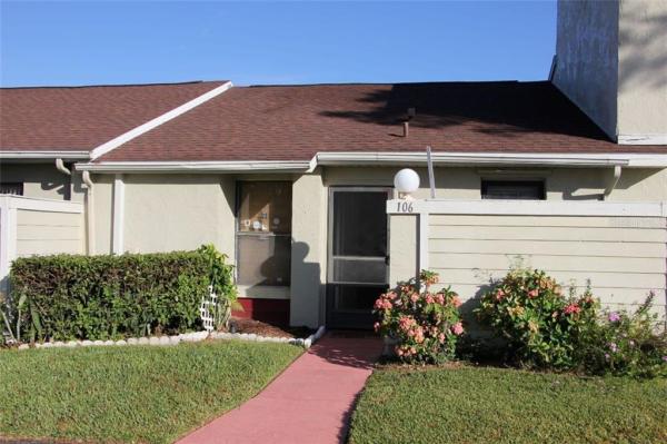 BUENAVENTURA LAKES PINE ISLAND VILLAS