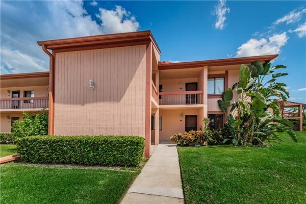 EAST LAKE WOODLANDS CONDO