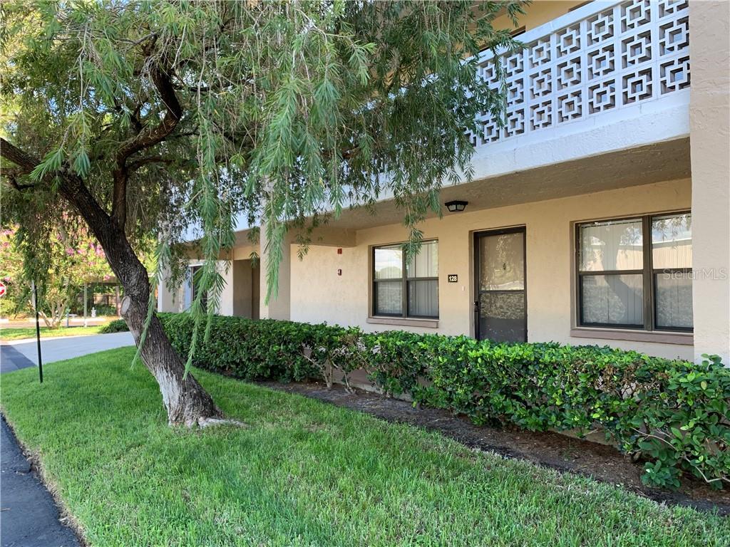 WINSTON PARK NORTHEAST - фото