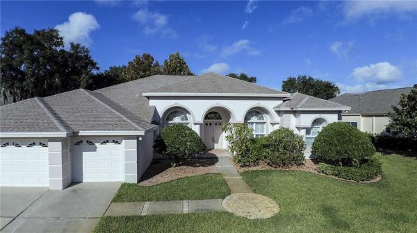 HIGHLANDS AT SAFETY HARBOR THE