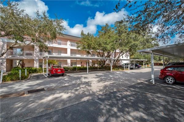 HERITAGE OAK PARK-WATERSIDE CLUB III