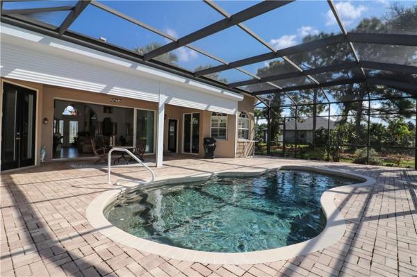 ROTONDA WEST BROADMOOR