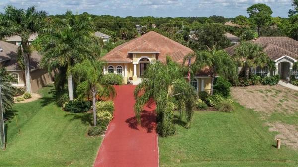 ROTONDA WEST LONG MEADOW