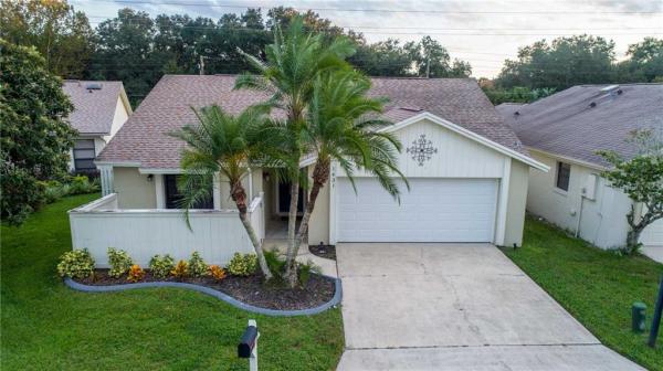 WEDGEWOOD TENNIS VILLAS