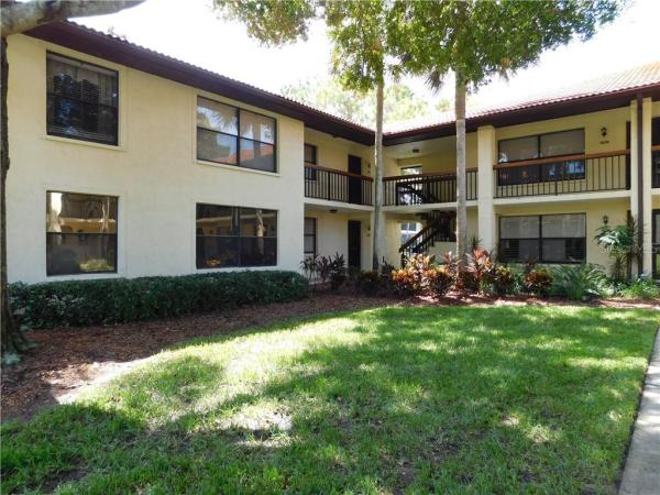 HAMMOCK PINE VILLAGE