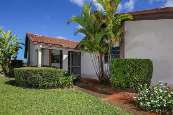 JACARANDA C C VILLAS