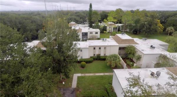 WIMBLEDON PARK CONDO 01