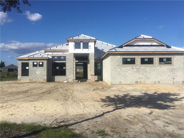 HEATHROW COUNTRY ESTATE