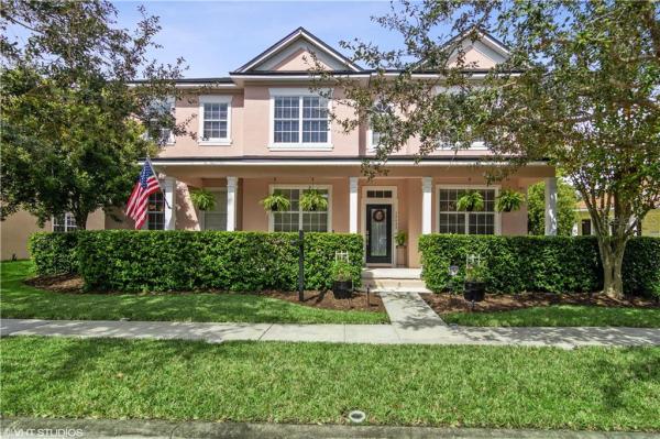 AVALON PARK VILLAGE 06