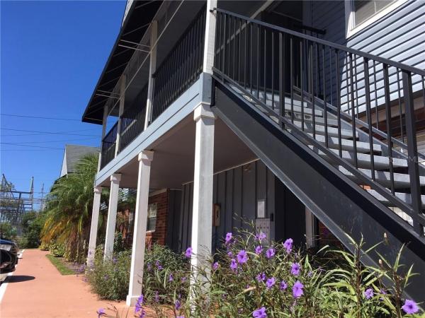 VENETIA COUNTRY CLUB CONDO