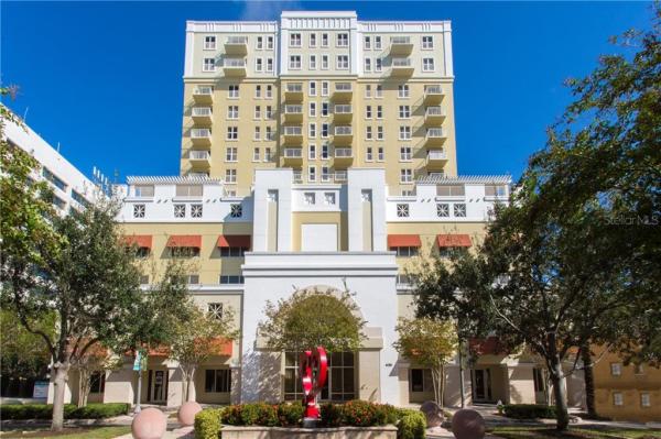 STATION SQUARE CONDO