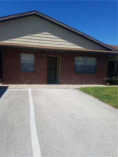 VILLAS AT COUNTRYSIDE THE