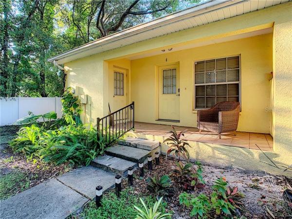 BAYVIEW VILLAS CONDO