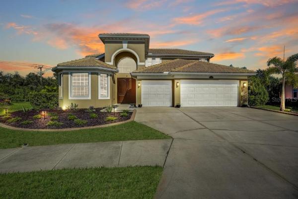 VILLAGES AT PINETREE MARSH PINE ENCLAVE