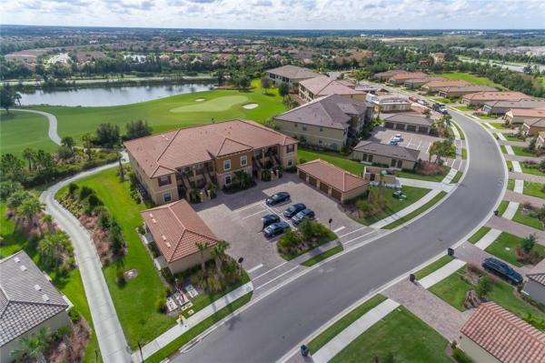 ESPLANADE AT LAKEWOOD RANCH