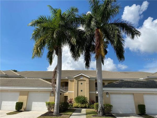 GRAND OAK AT TARA A CONDO OR1738/5953