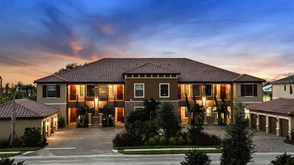 ESPLANADE PH III @ LAKEWOOD RANCH