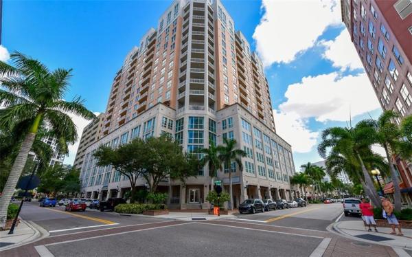 1350 MAIN RESIDENTIAL